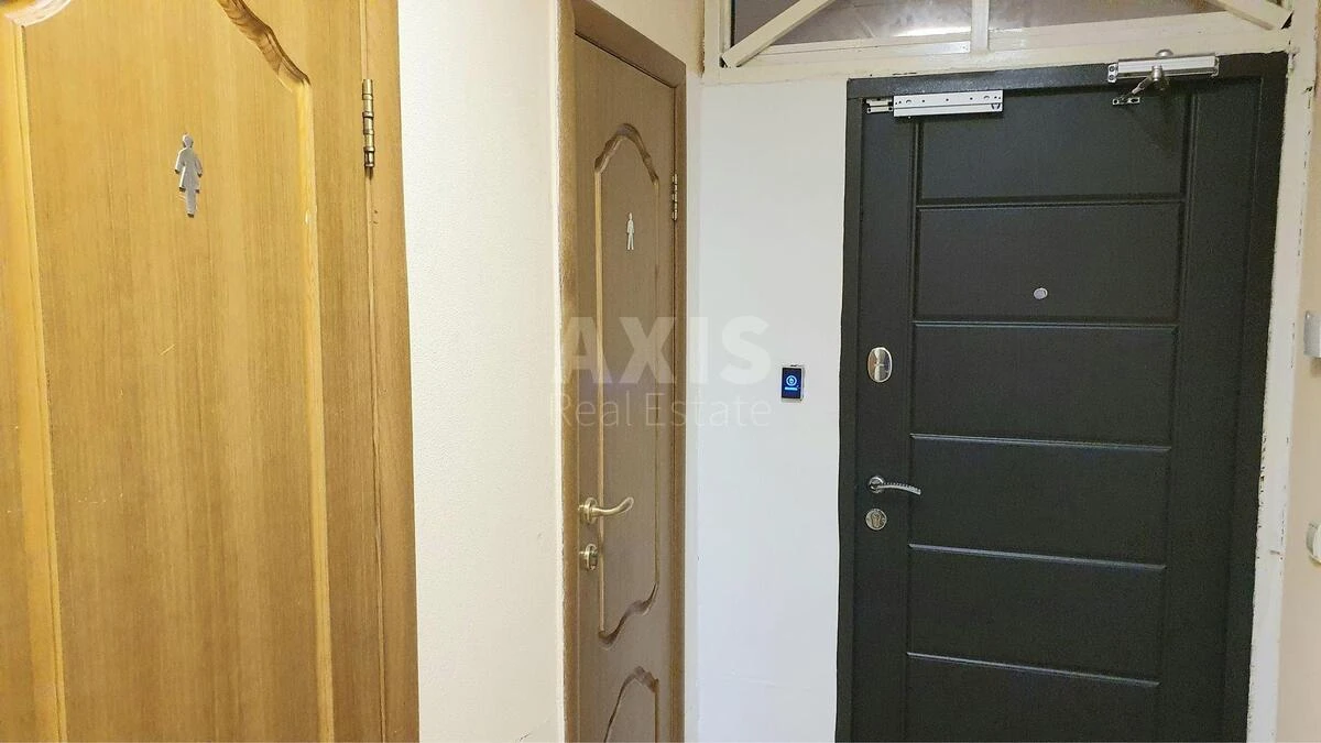 Office vul. Rudenko Larysy 6А, 204m2621718