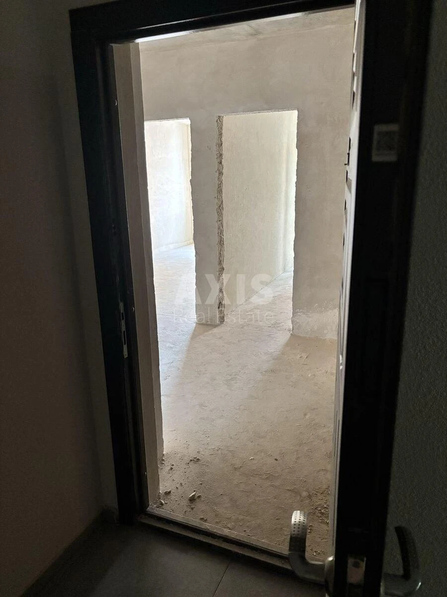 1k apartment vul. Berezhans'ka 2А702031