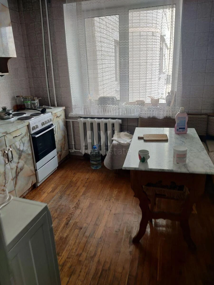 3k apartment vul. Ushyns'kogo 25627401