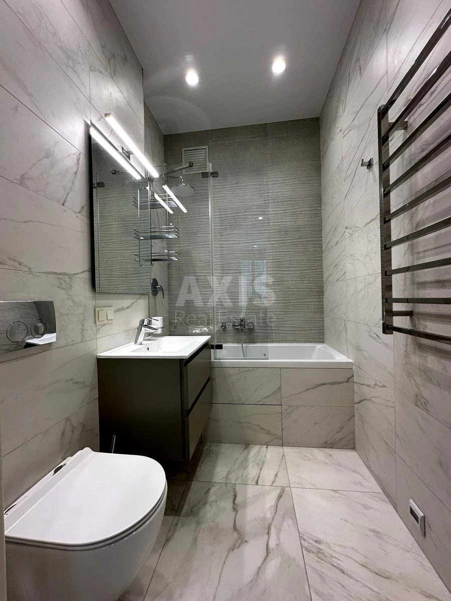 3к квартира ул. Антоновича 118/96690311