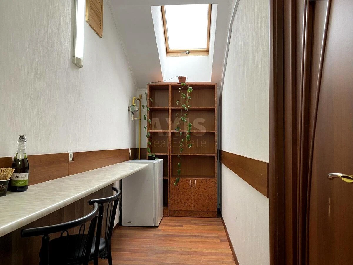 4k apartment vul. Jurkivs'ka 28629577