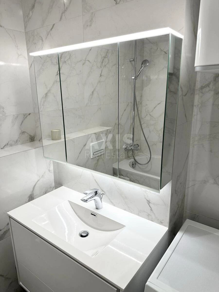 3k apartment vul. Glybochyc'ka 13715627