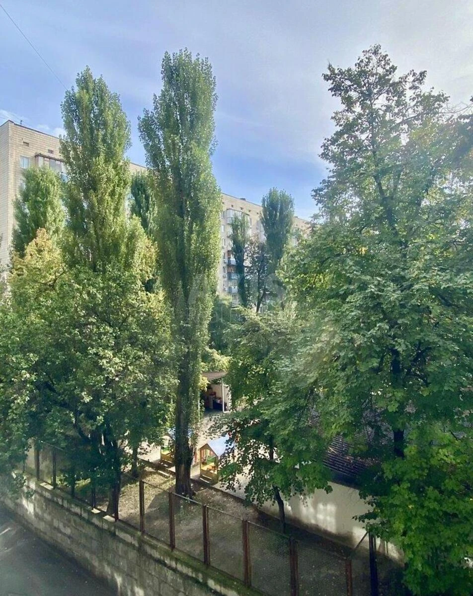 1к квартира спуск Кловский 20716267