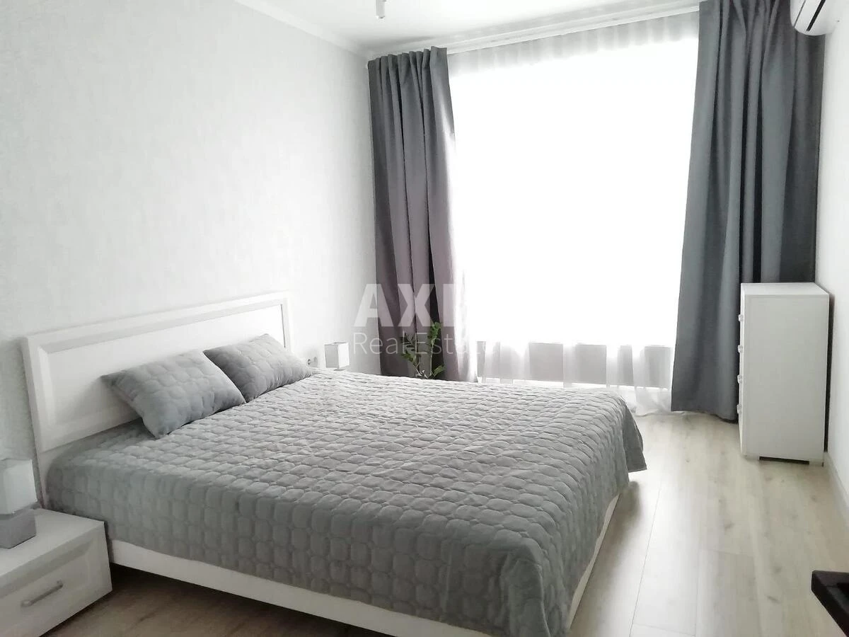 1k apartment vul. Revuc'kogo 40570831