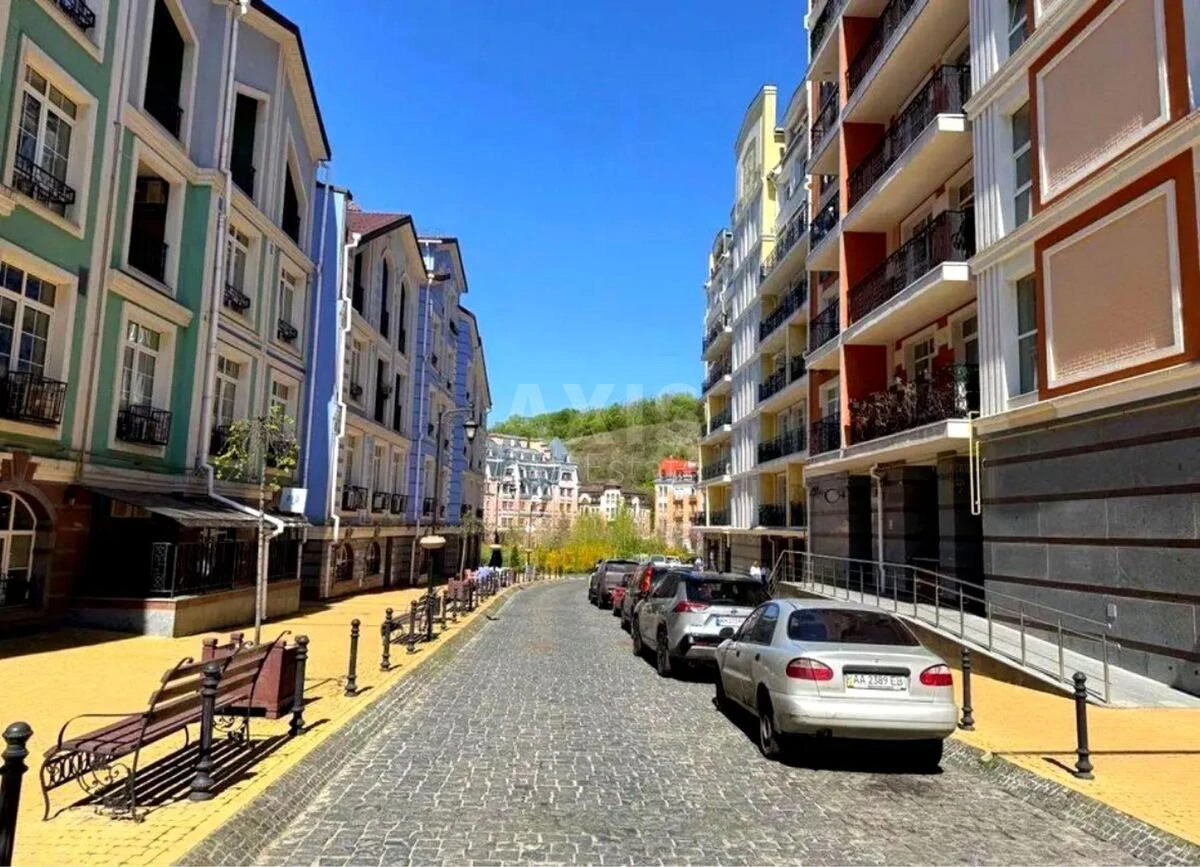 Office vul. Degtjarna 9, 56m26566810