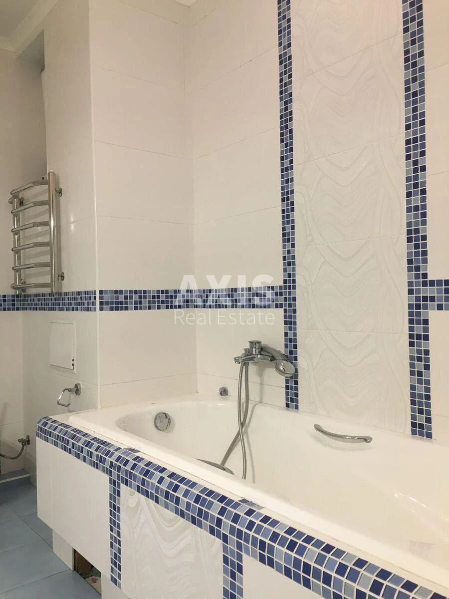 1k apartment vul. Lobanovs'kogo 6G495497
