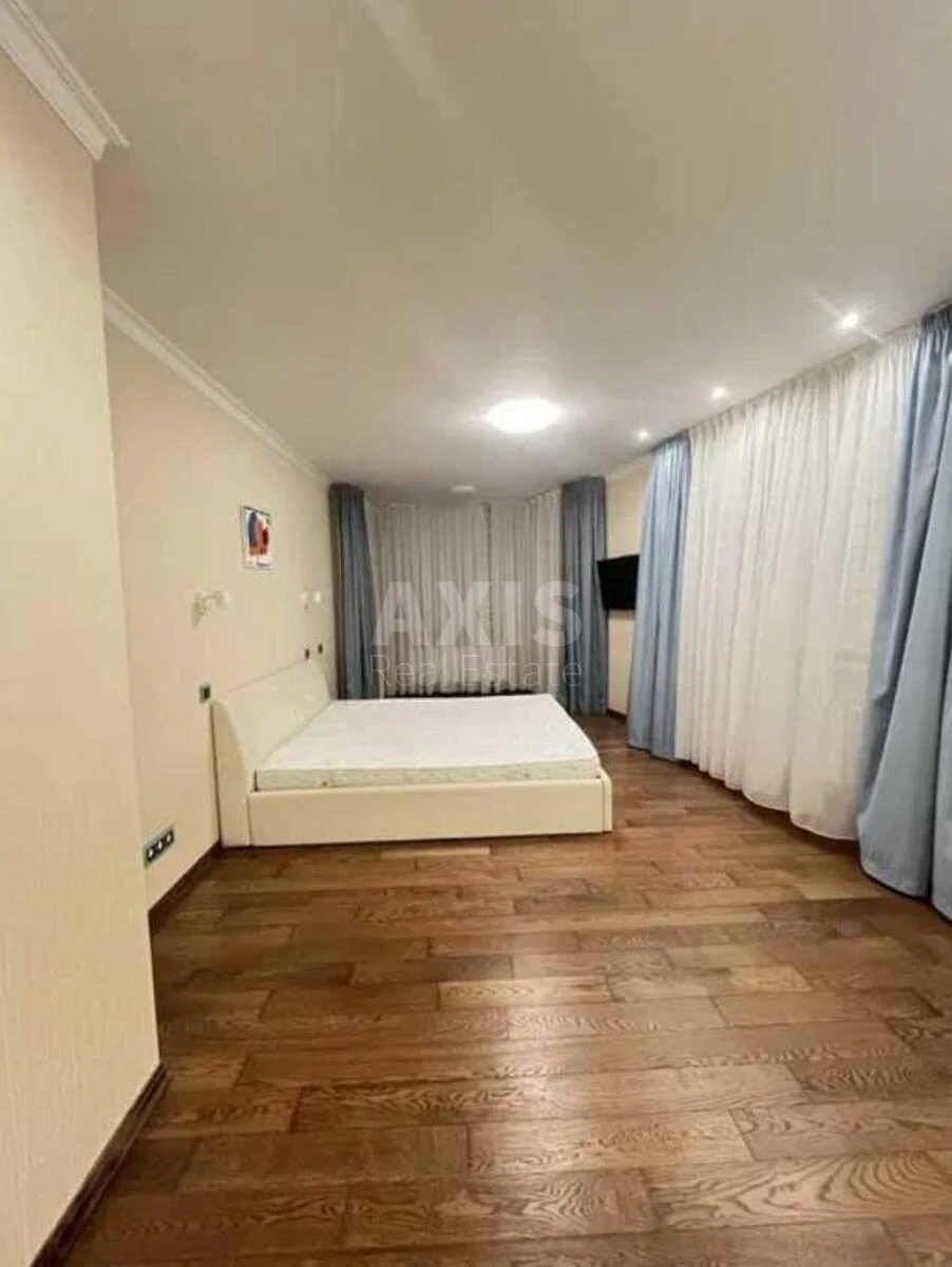 4k apartment vul. Yulia Zdanovska 73679934