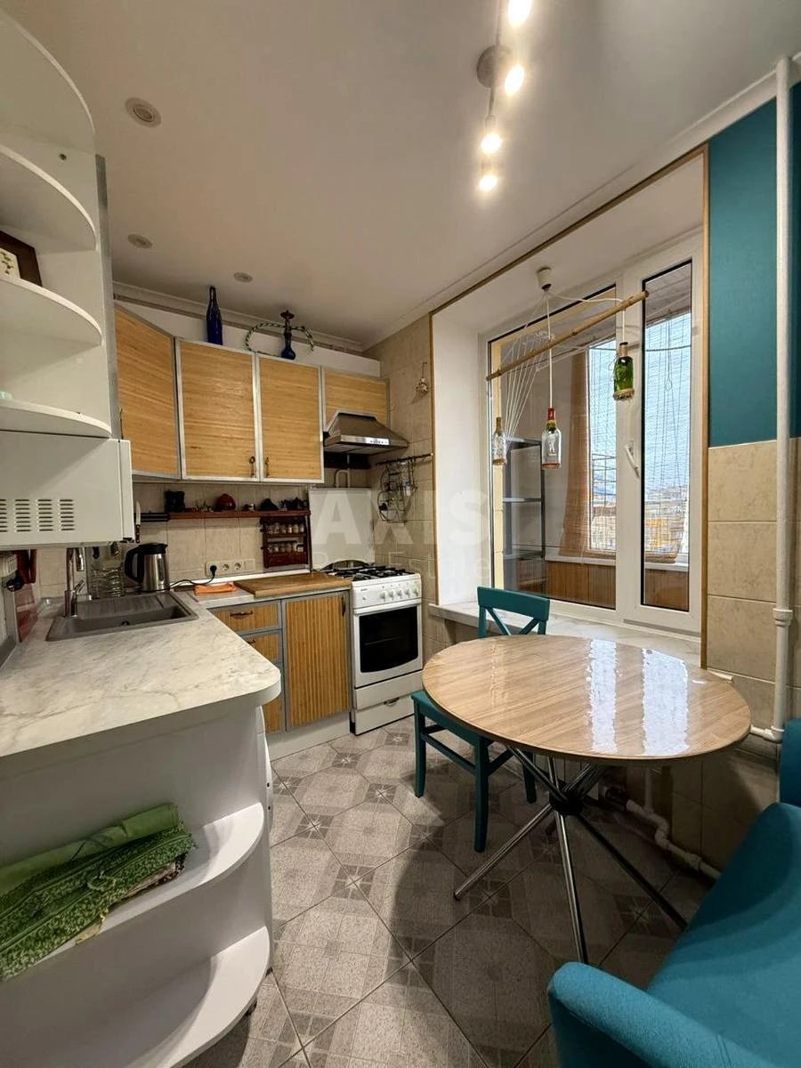 1k apartment vul. Sichovyh Stril'civ 28А66042