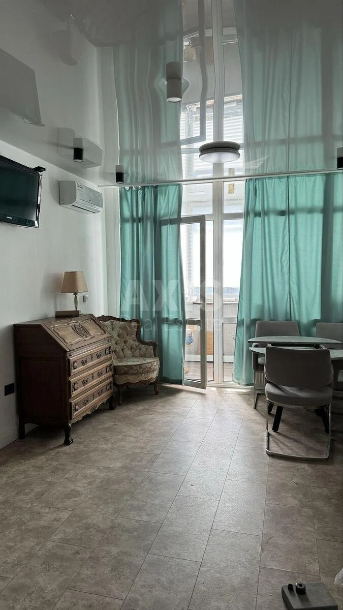 2k apartment vul. Sverstjuka Jevgena 4676831