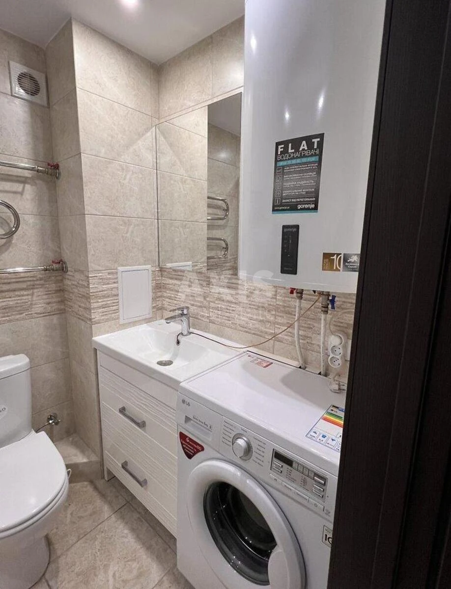 2k apartment vul. Polovec'ka 7/13707909