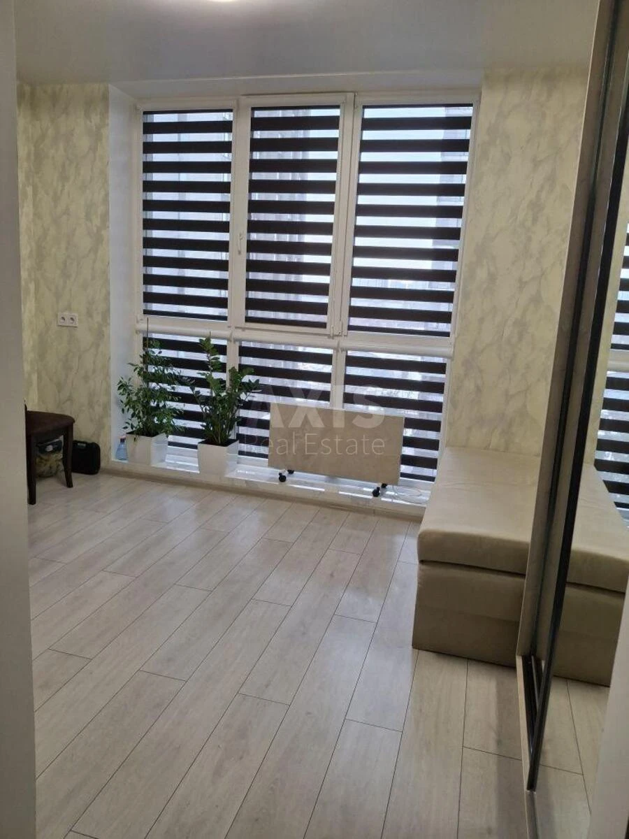 1k apartment vul. Kamianska 123663512