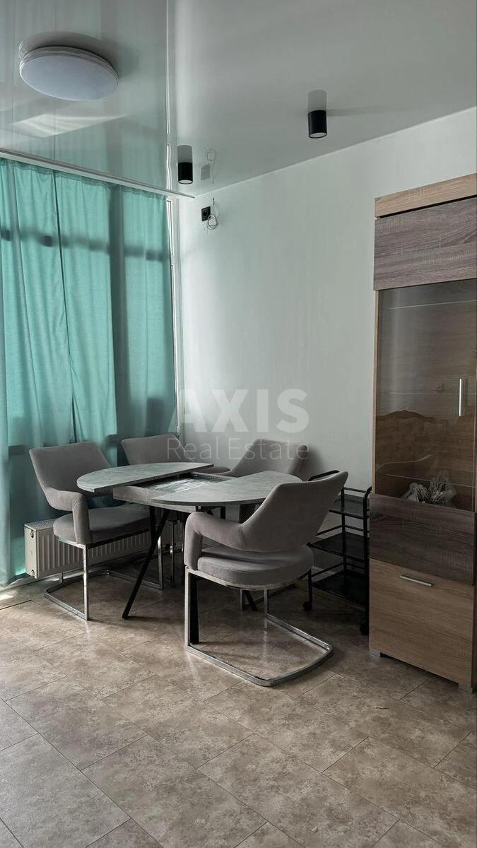 2k apartment vul. Sverstjuka Jevgena 4676832