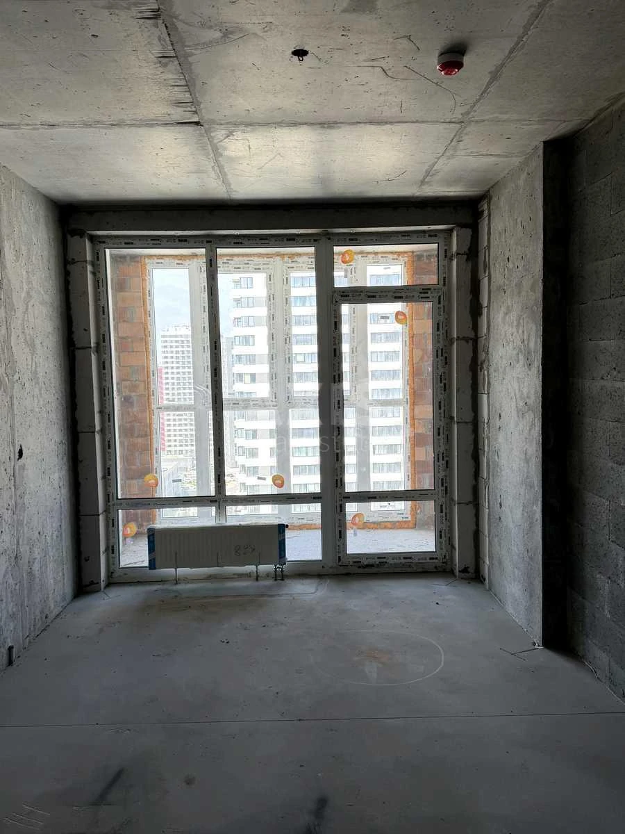 1k apartment vul. Oleksandra Olesja 13708100