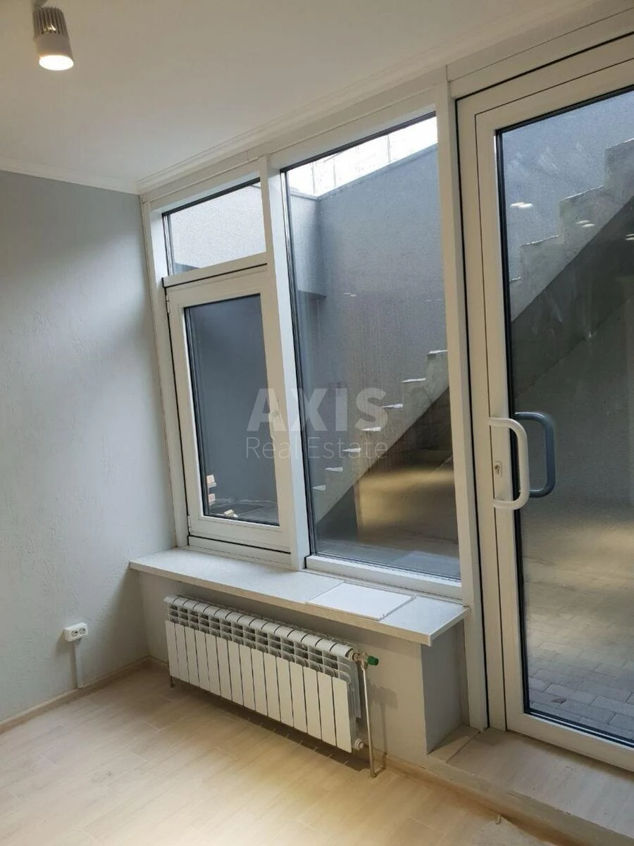 Office vul. Lypkivs'kogo Vasylja Mytropolyta 37Б, 43m2698854