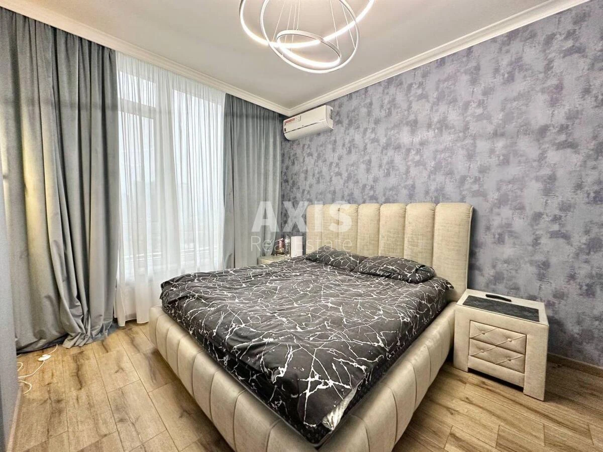 1k apartment vul. Zhyljans'ka 68712523