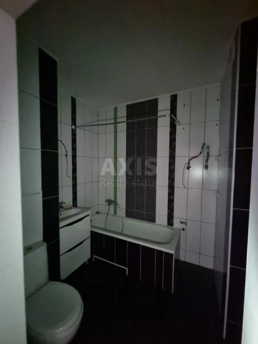 1k apartment vul. Urlivs'ka 216485415