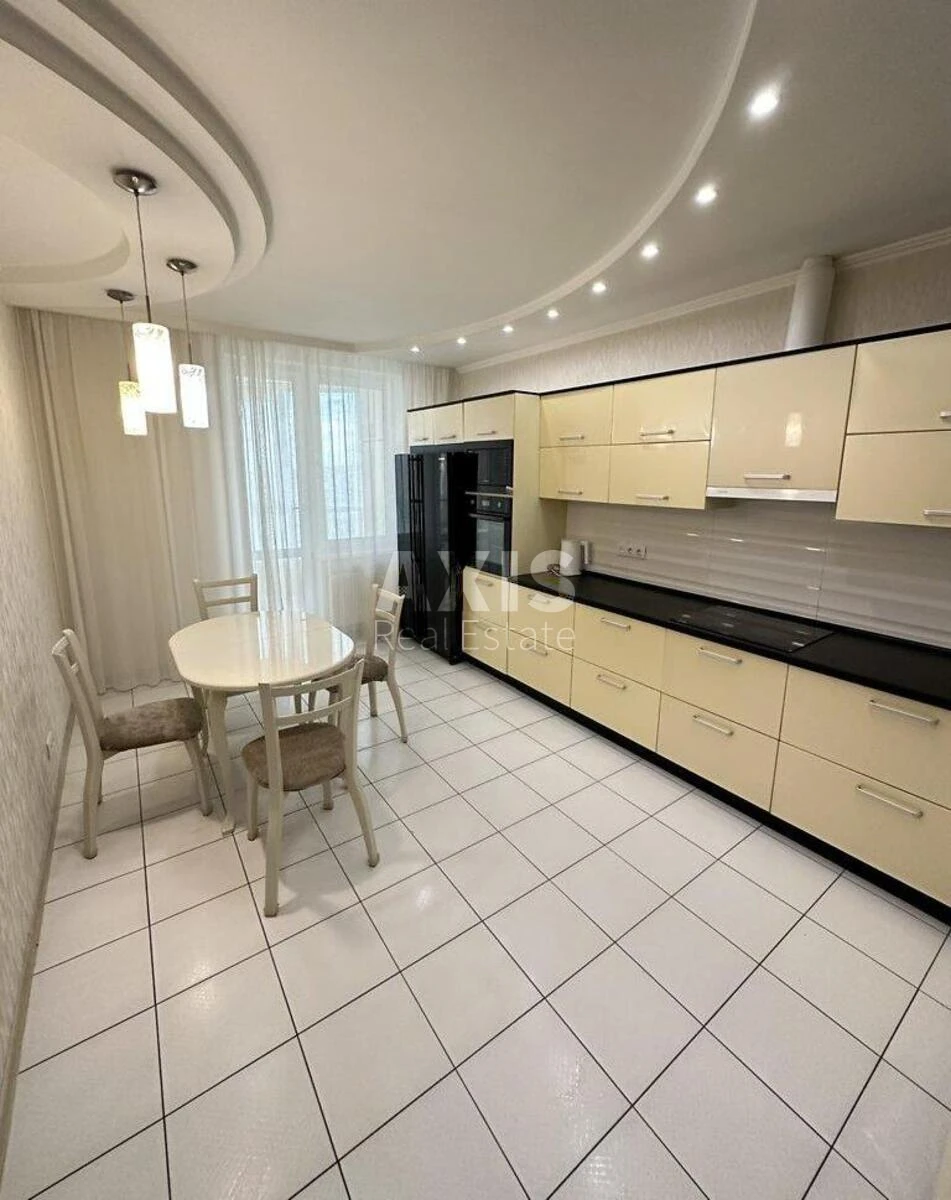 2k apartment prov. Kolomyjs'kyj 17/31А61070