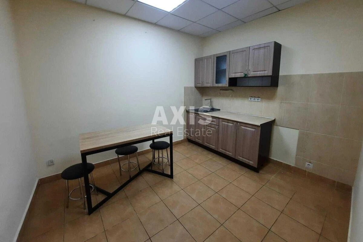 Office vul. Basejna 2A, 191m2582102