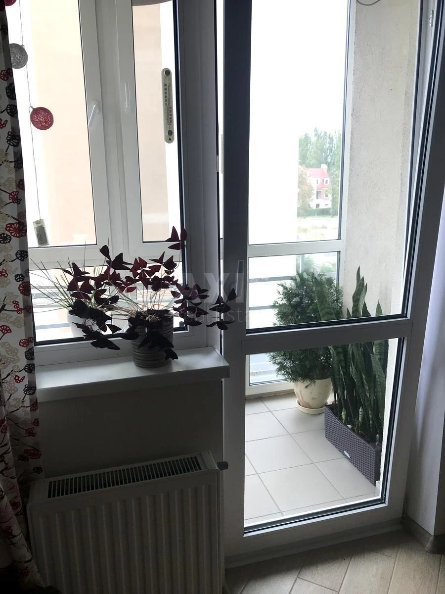 1k apartment vul. Metrologichna 109А622071