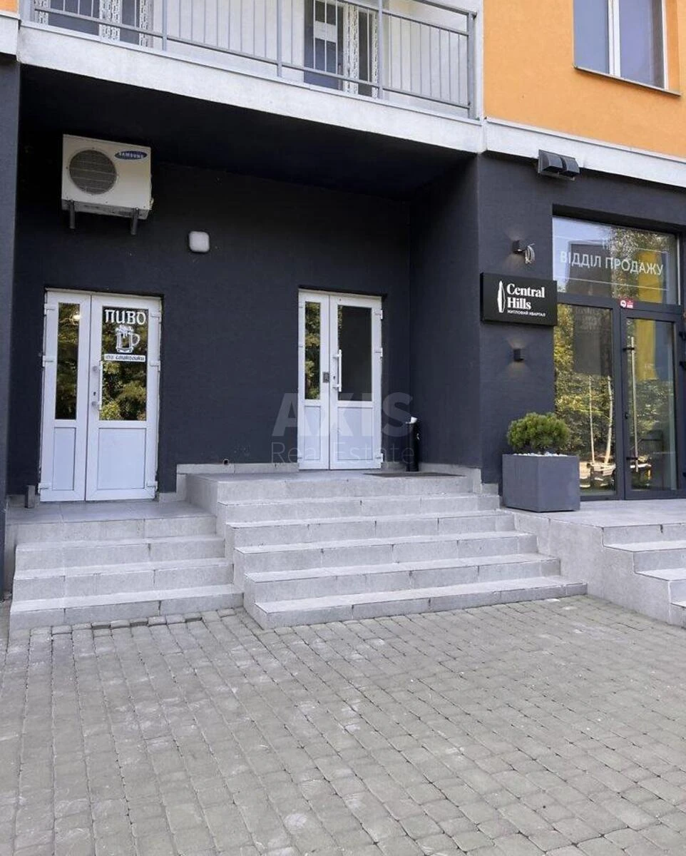 Service object prov. Lysogirs'kyj 20, 15m263549