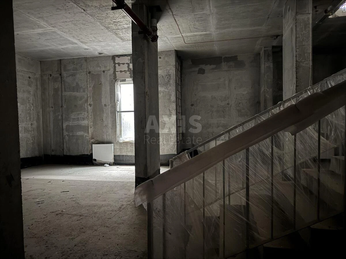 Service object vul. Rodyny Kristeriv 21, 209m2667921