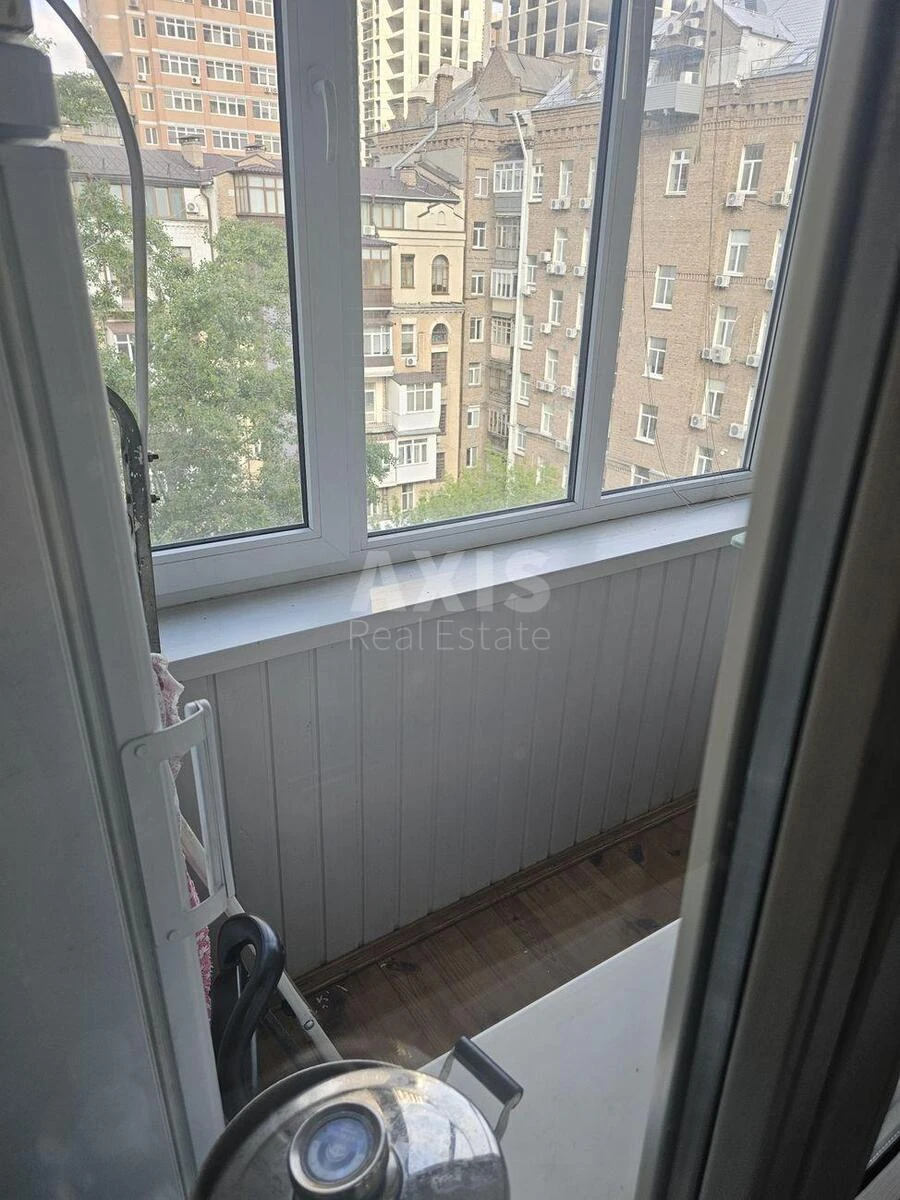 4k apartment vul. Predslavyns'ka 26А6680213