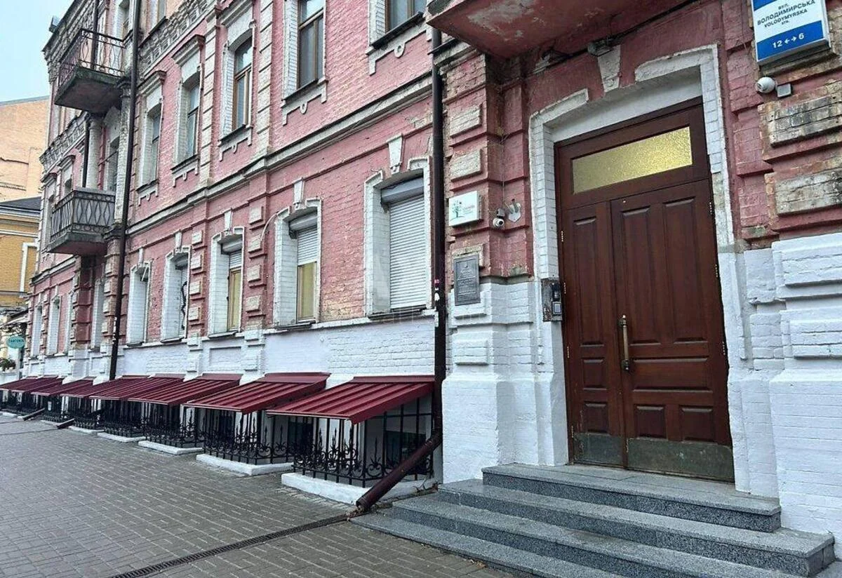 Office vul. Volodymyrs'ka 6/1, 76m2