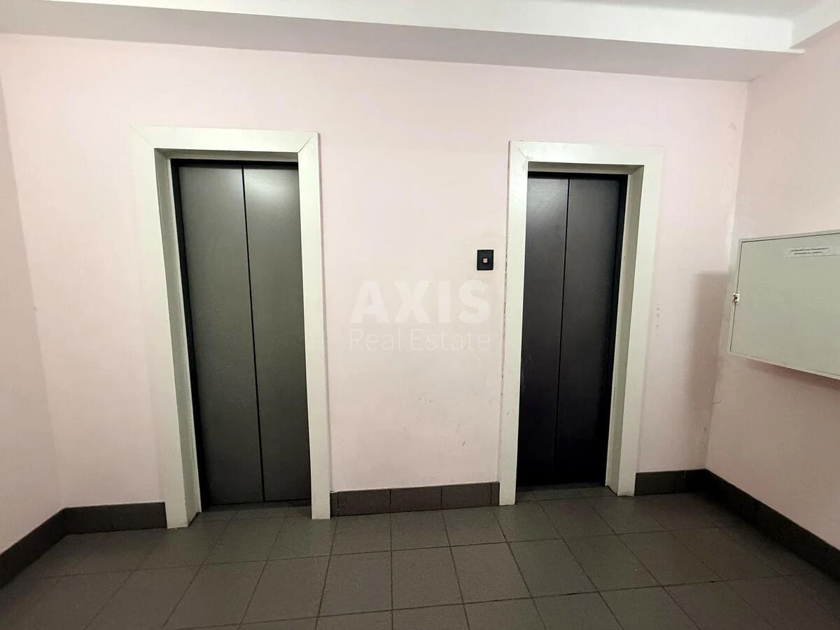 3к квартира ул. Левко Лукьяненко 2М688912