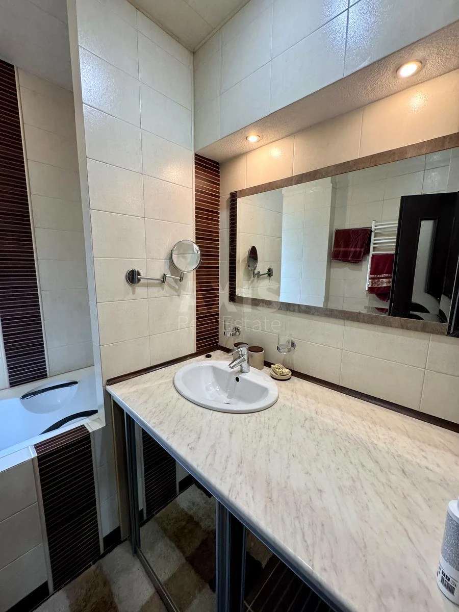 2k apartment vul. Gonchara Olesja 597037611