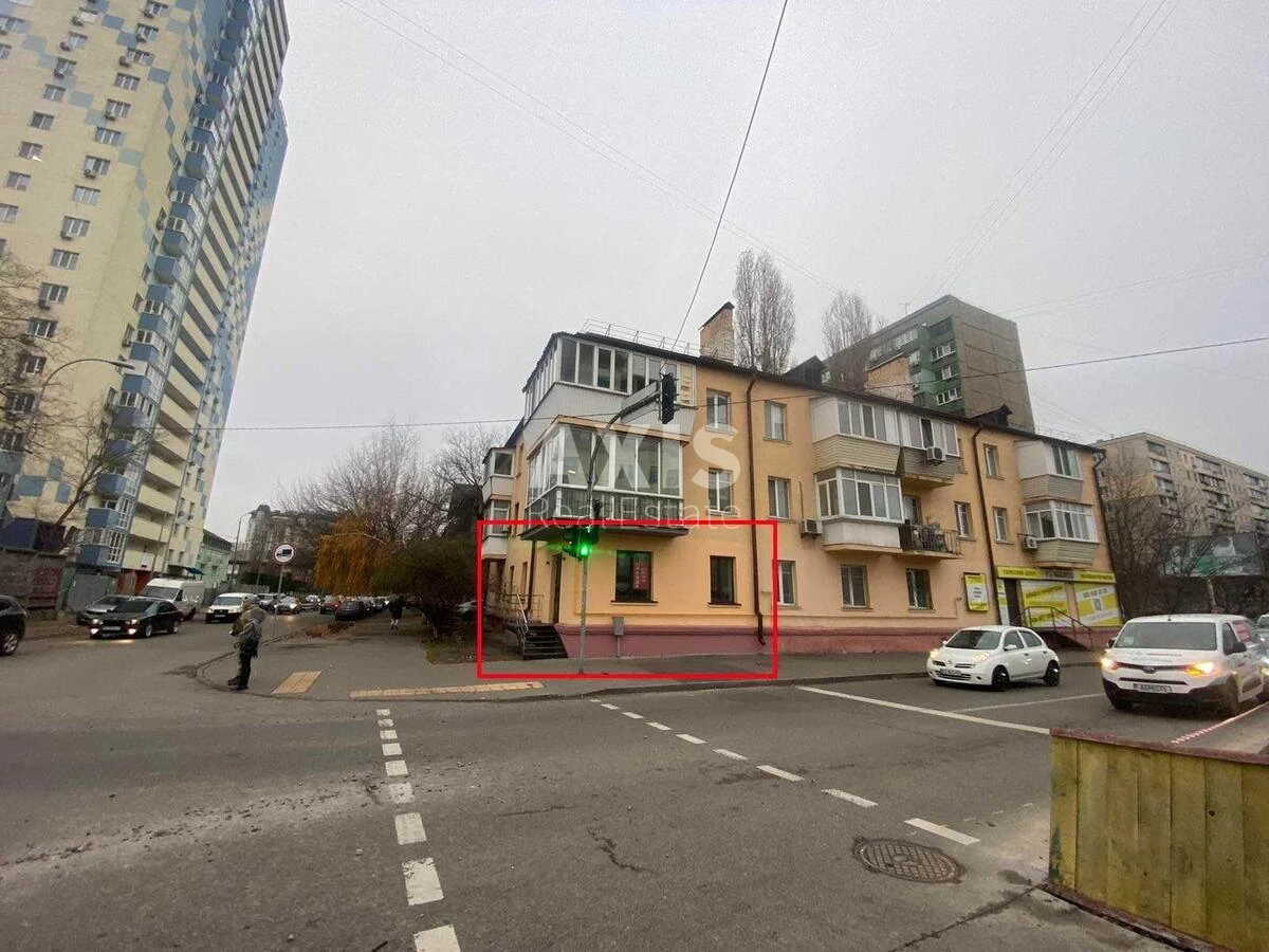 Trade object vul. Polupanova 17, 47m2571101