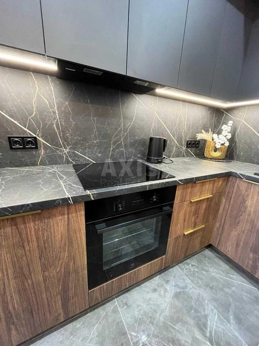 2k apartment vul. Grechka Marshala 10Б