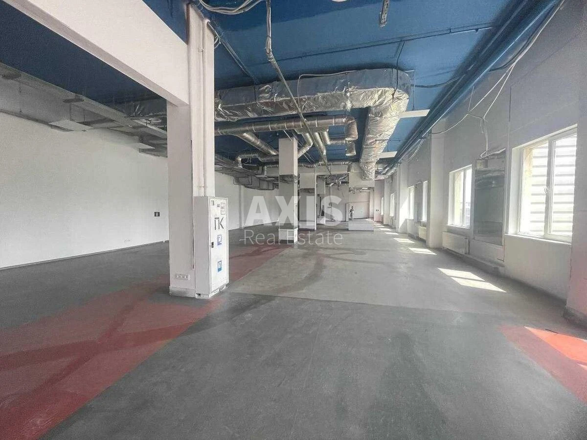 Объект торговли пр-т Бандеры Степана 20, 940м2588302