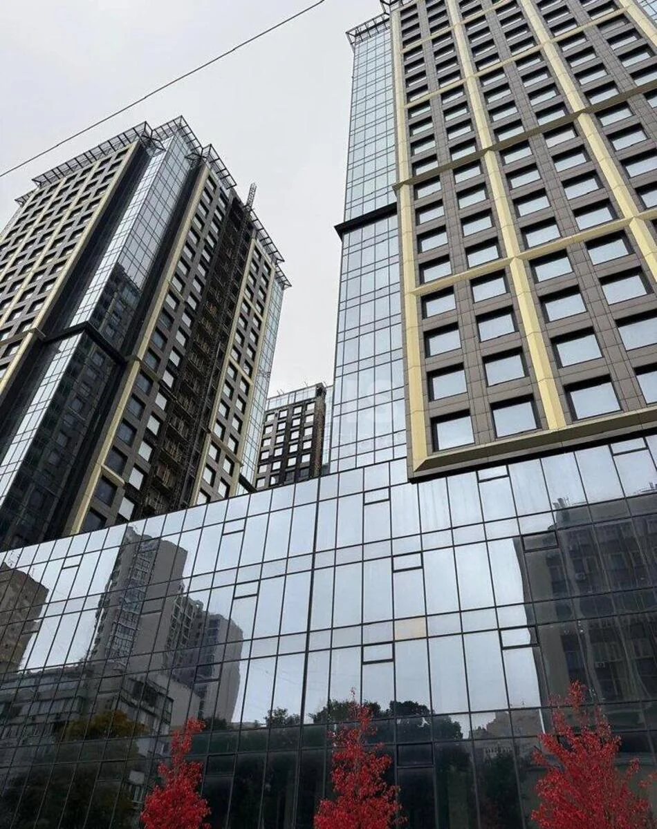 Офіс вул. Предславинська 20Б, 925м2