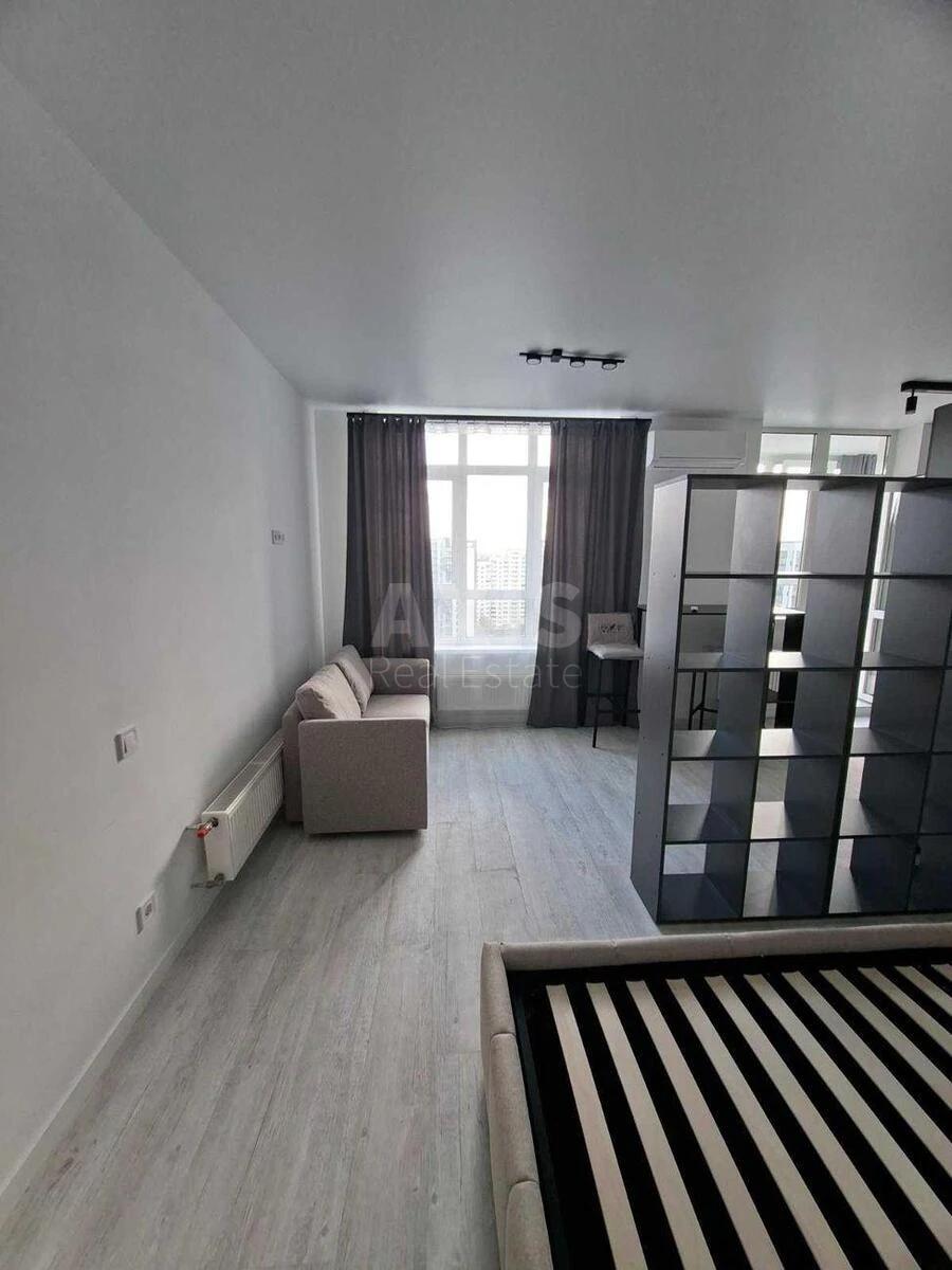1k apartment vul. Tyraspol's'ka 52А679524