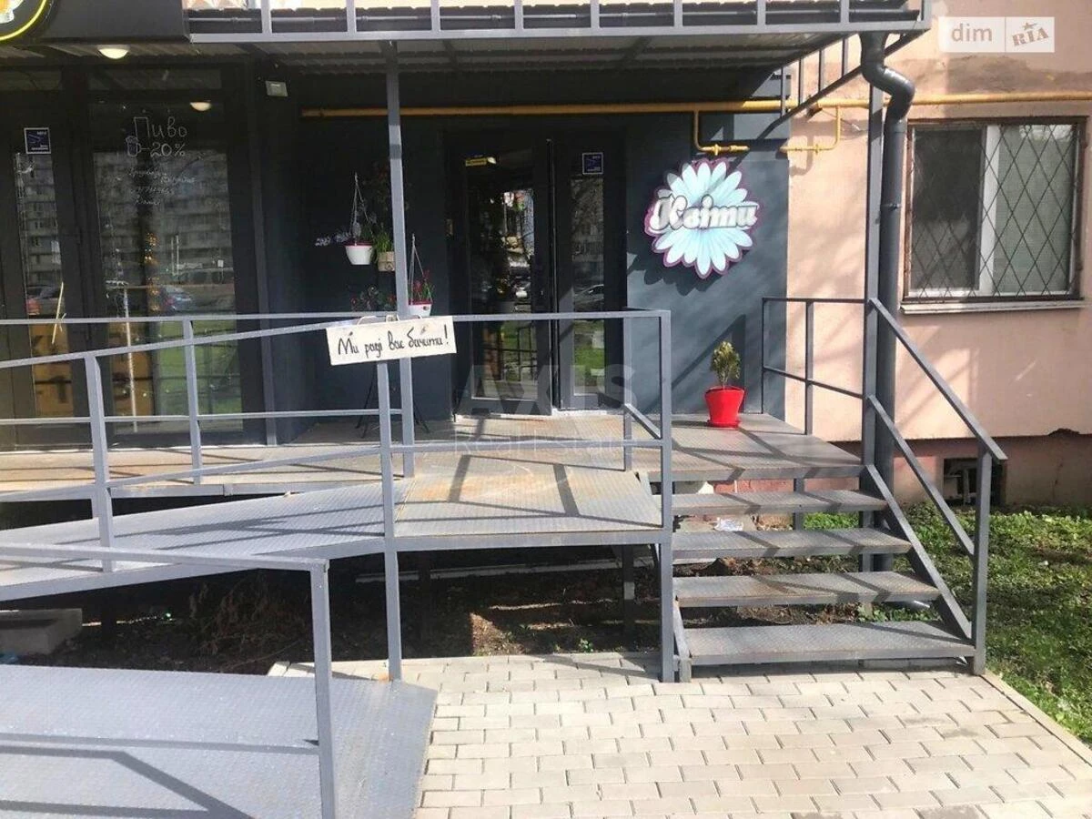 Объект торговли пр-т Оболонский 40, 17м2643552