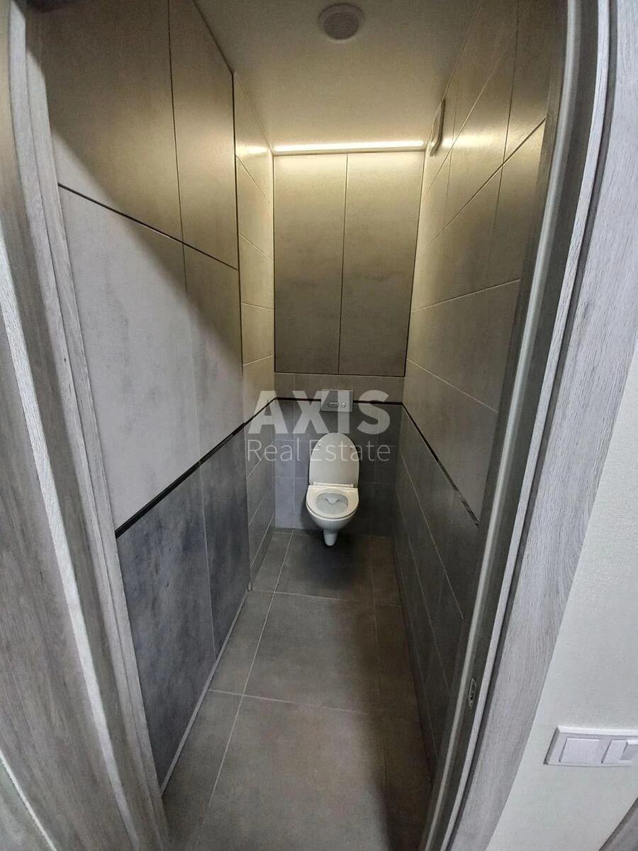 1k apartment vul. Grechka Marshala Ten B706945