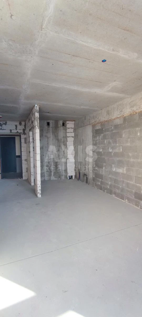 1k apartment nab. Dniprovs'ka 15Д6772416