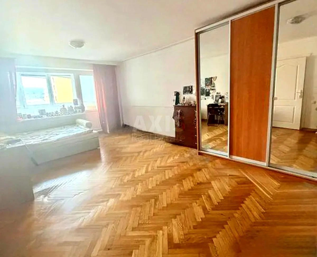 2к квартира ул. Антоновича 88644733