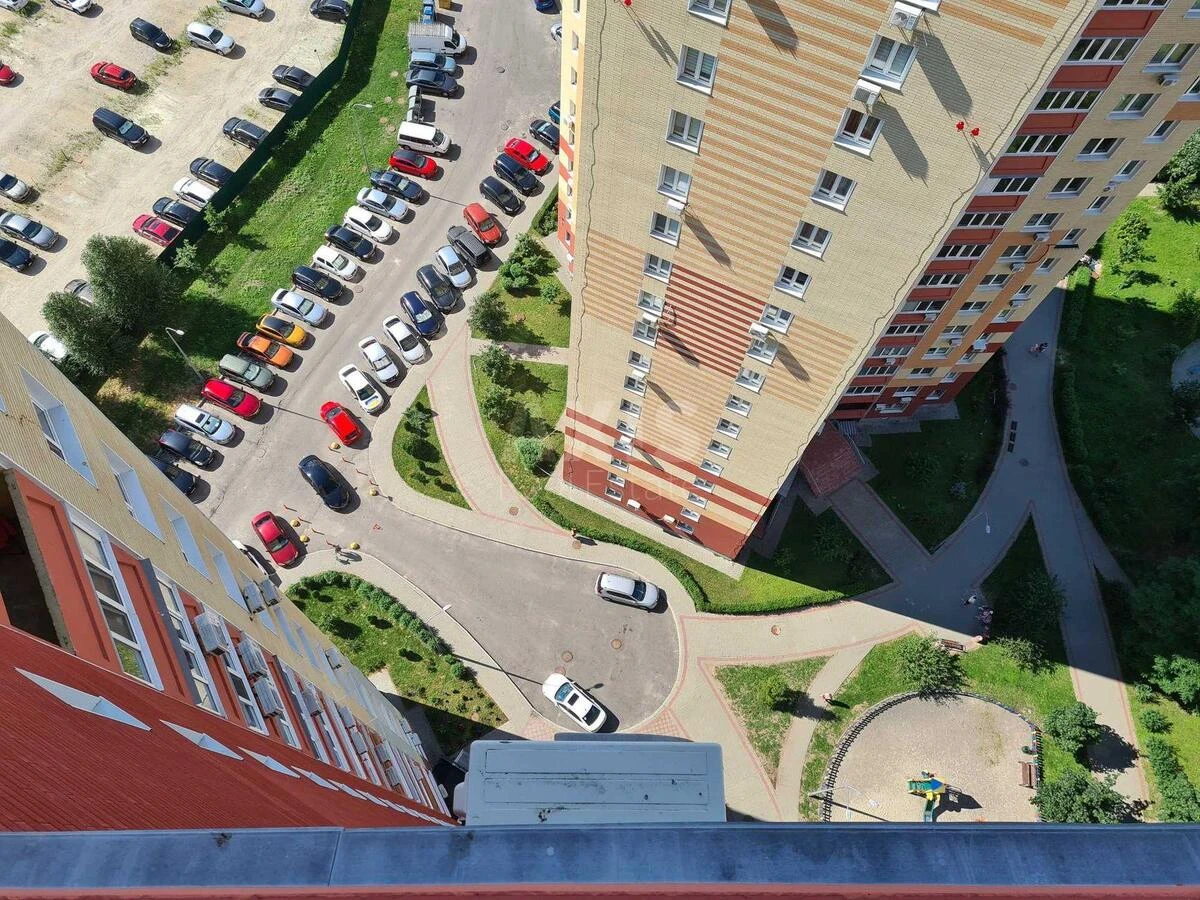 3k apartment pr-t Glushkova Akademika 66783812