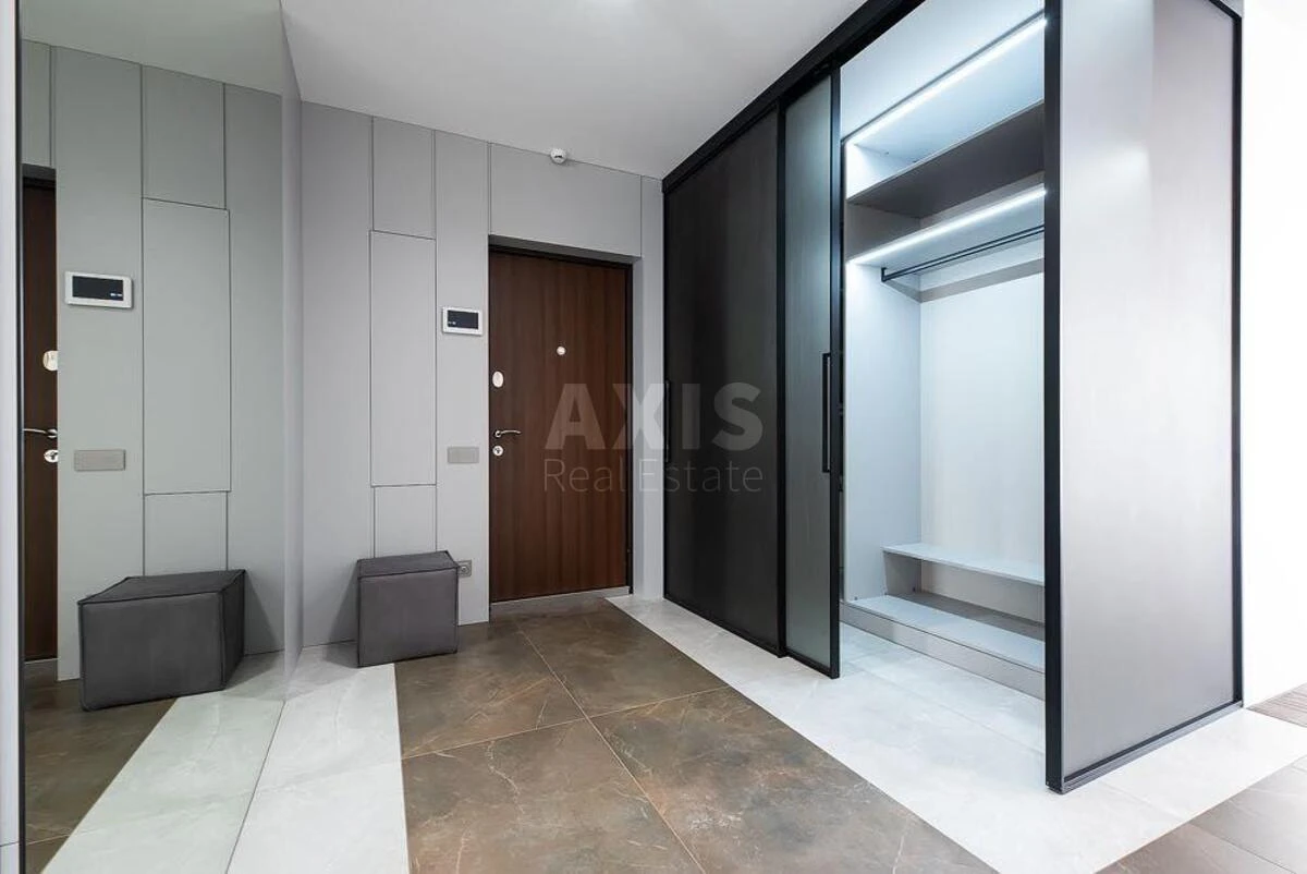 3k apartment vul. Kudri Ivana 77092116