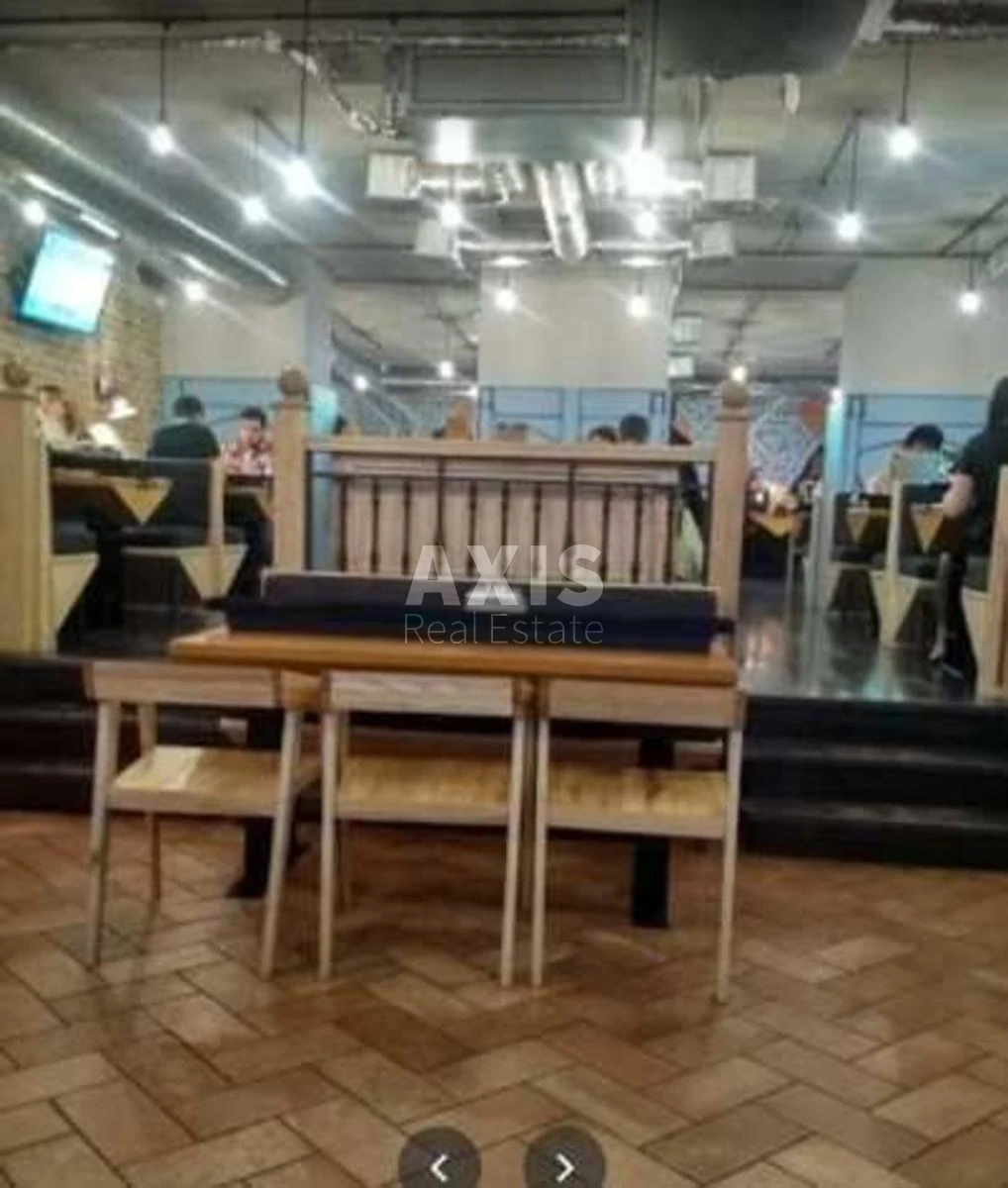 Объект сервиса ул. Крещатик 18, 608м238797