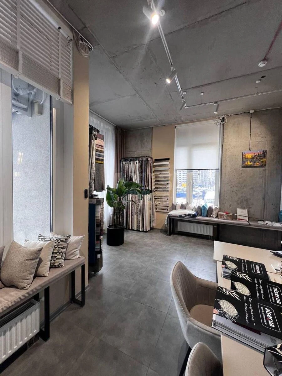 Trade object vul. Grechka Marshala 44, 62m2651746