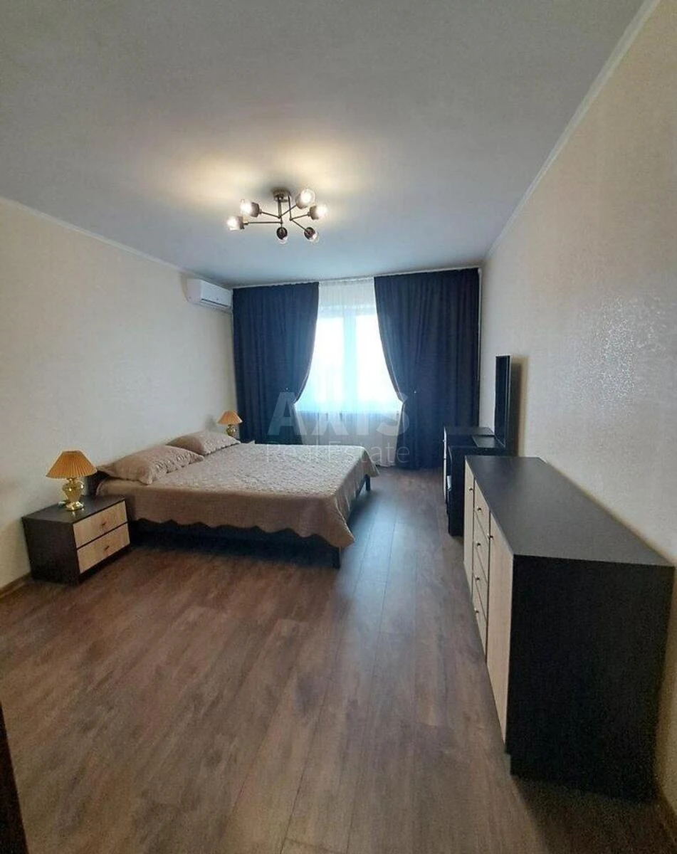 2k apartment vul. Revuc'kogo 54А699226