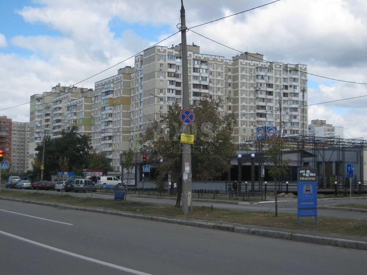 4к квартира ул. Ревуцкого 137140619
