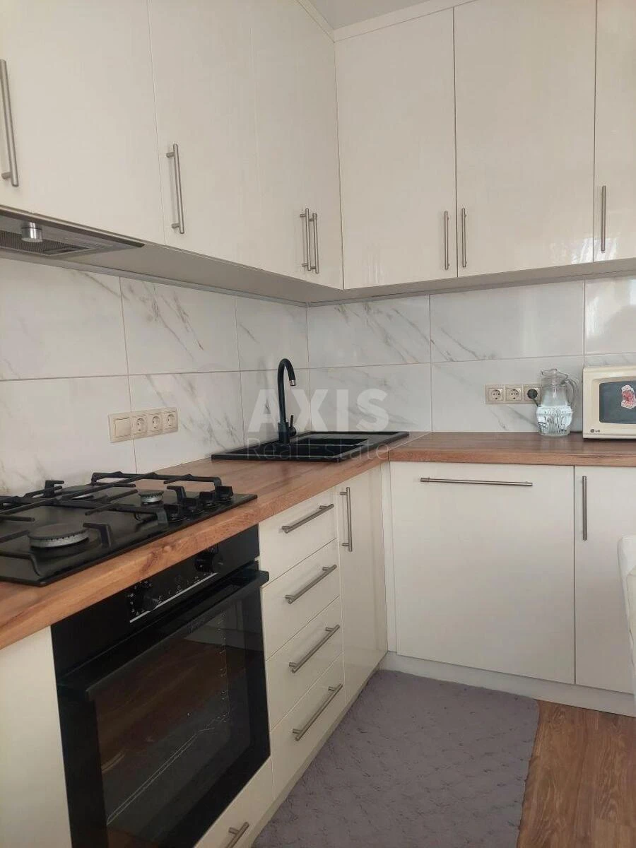 1k apartment pr-t Glushkova Akademika 3264313