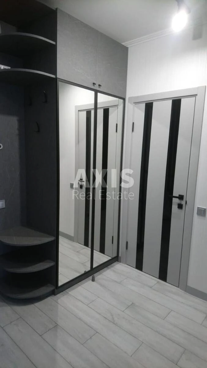 1k apartment vul. Revuc'kogo 40570834