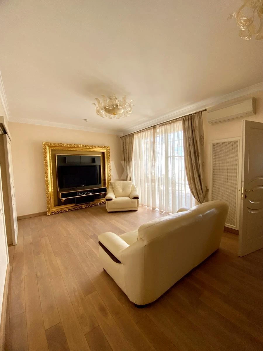4k apartment vul. Obolons'ka naberezhna 76391316