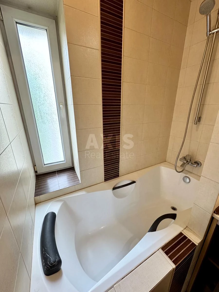 2k apartment vul. Gonchara Olesja 597037612