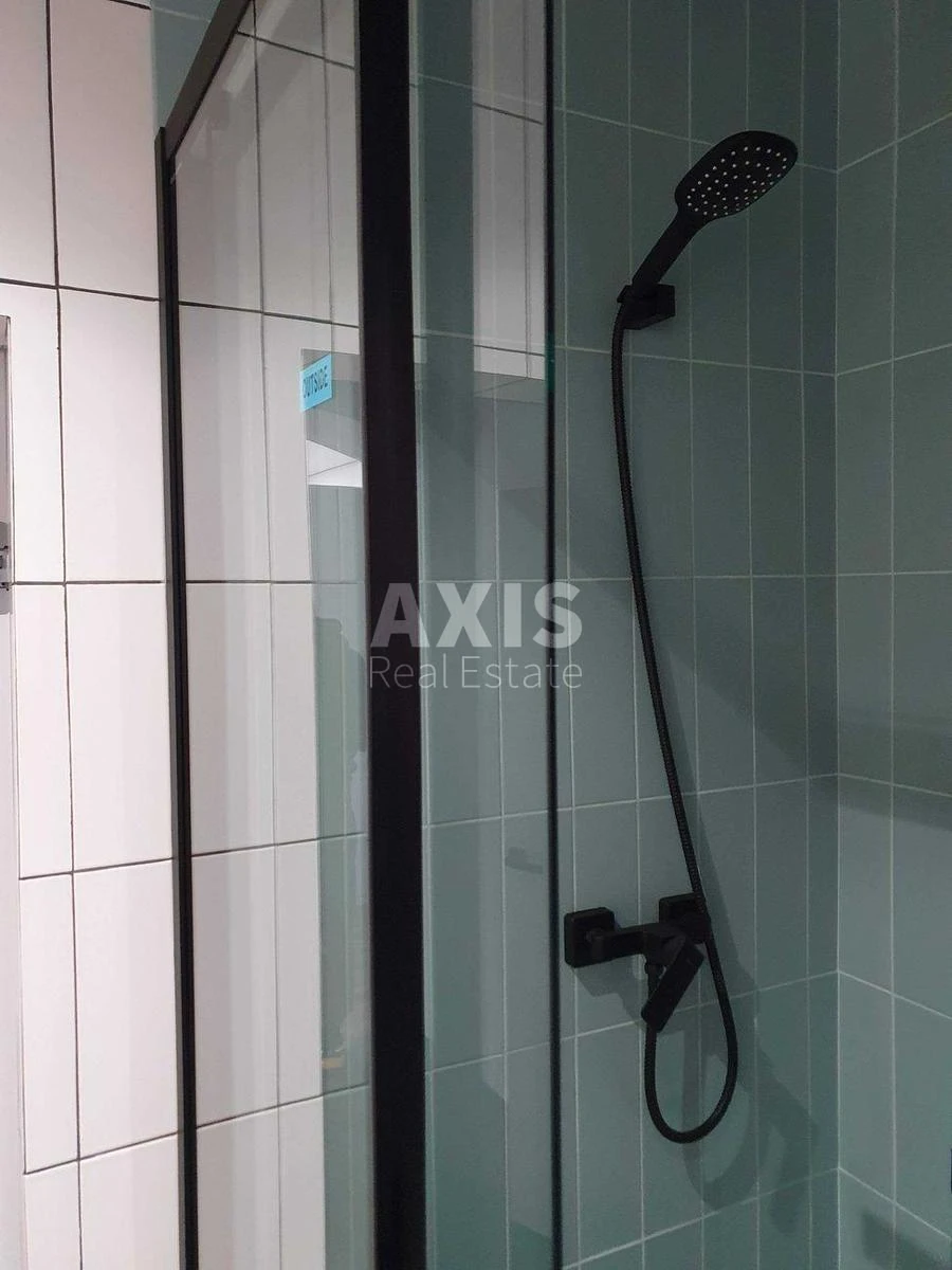 Офис ул. Межигорская 3, 115м2456566