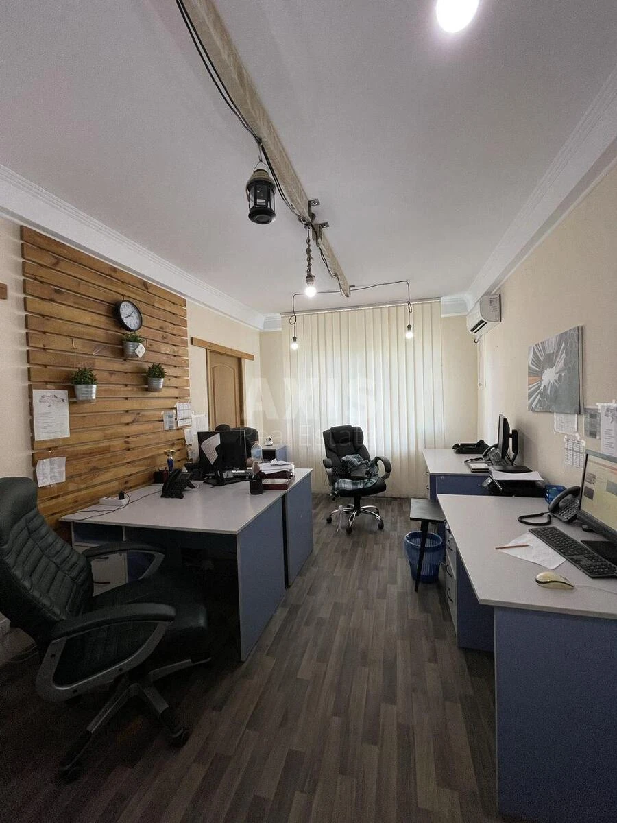 Офис ул. Михаила Бойчука 13, 46м2646211